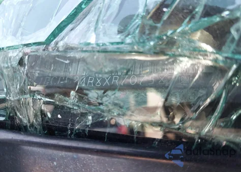 1999 Chevrolet C2500 z USA, uszkodzony, nr VIN 1GCGC24R8XR707587